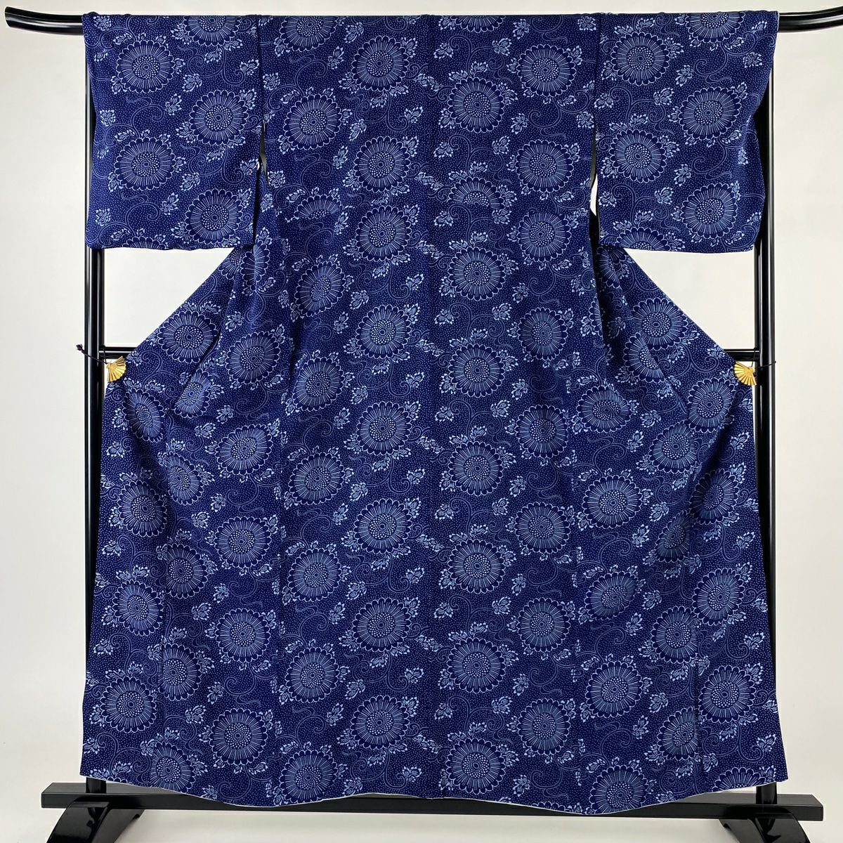 【アンティーク着物】袋帯 美品 金銀糸 六通柄　正絹 黒　菊 ki4984AB-2_grande.jpg?v=1728350308