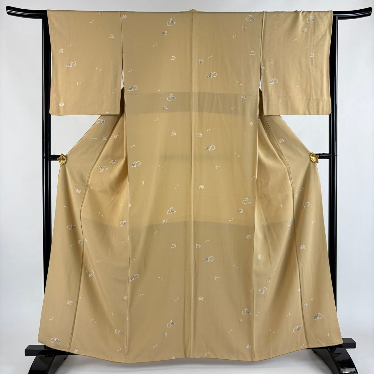 美品】 小紋 身丈160cm 裄丈64.5cm M 袷 ますいわ屋 草花 ベージュ