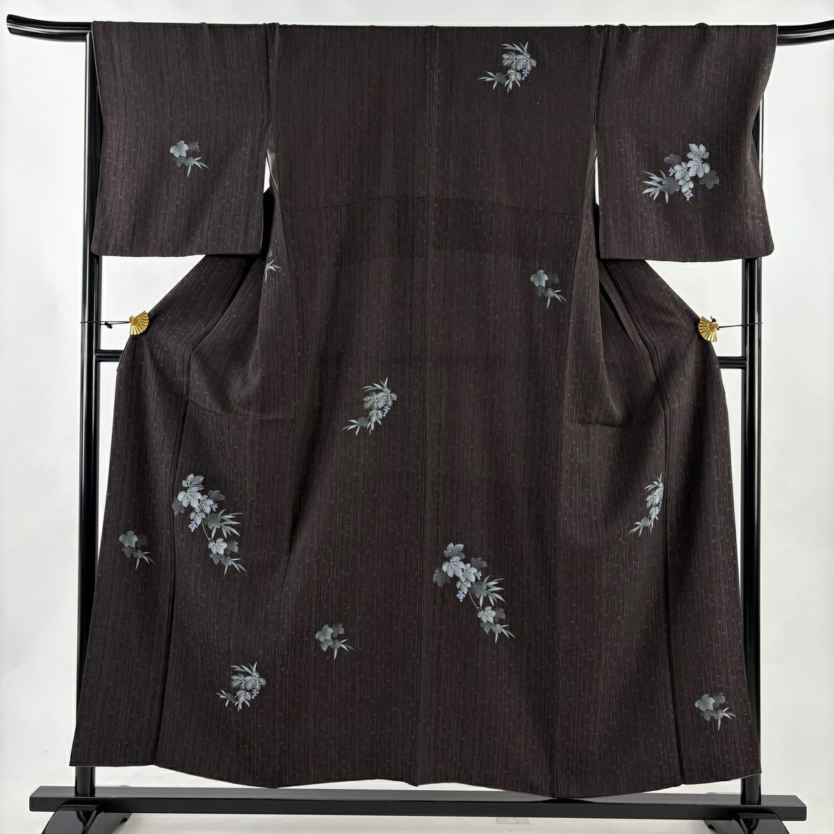 未使用品 訪問着 黒 総絞り 花文 熨斗 身丈157cm 裄丈67cm お洒落 未使用品 訪問着 黒 総絞り 花文 熨斗 身丈157cm 裄丈67cm お