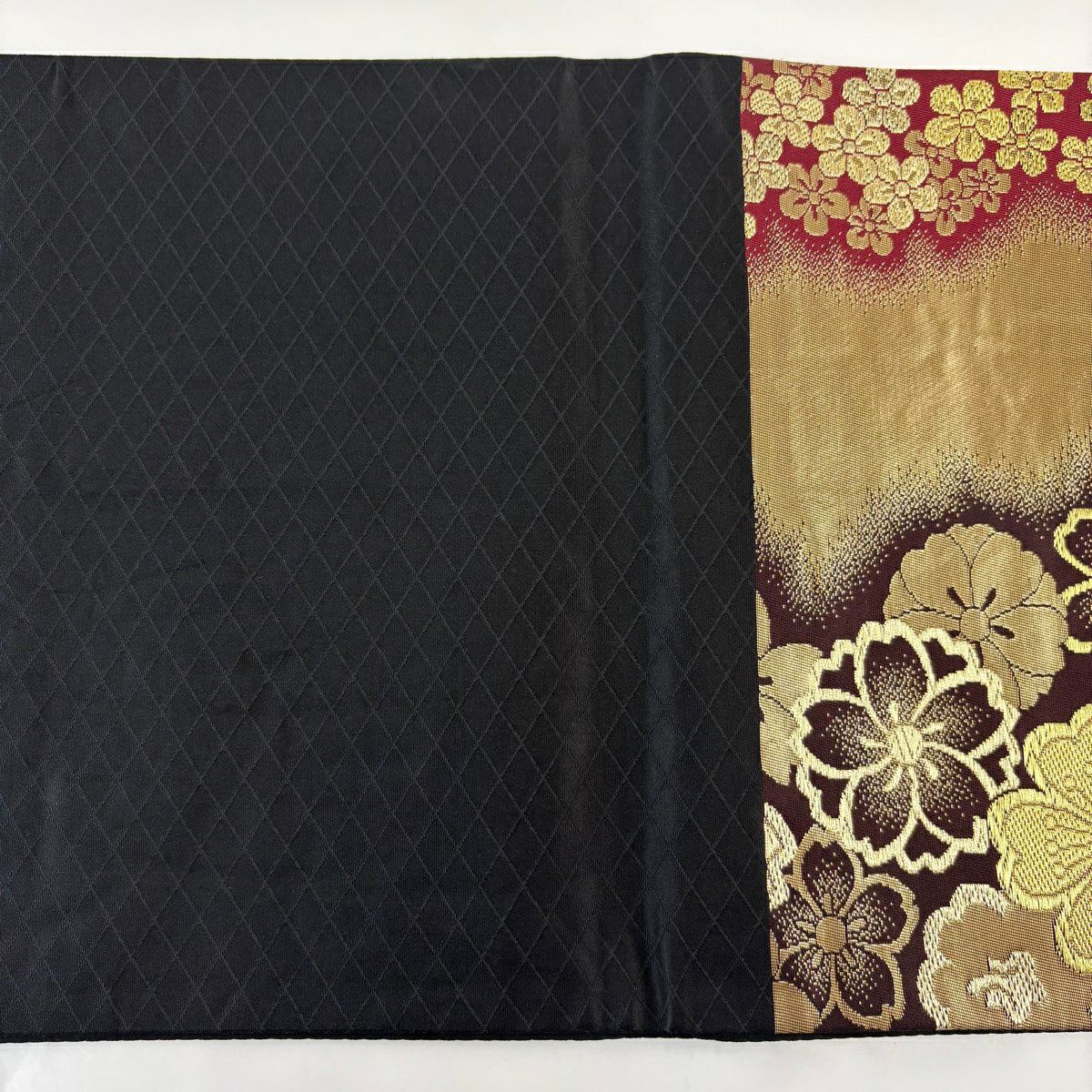 美品】 袋帯 秀品 振袖向き 桜 金銀糸 箔 金色 六通 正絹｜中古・古着