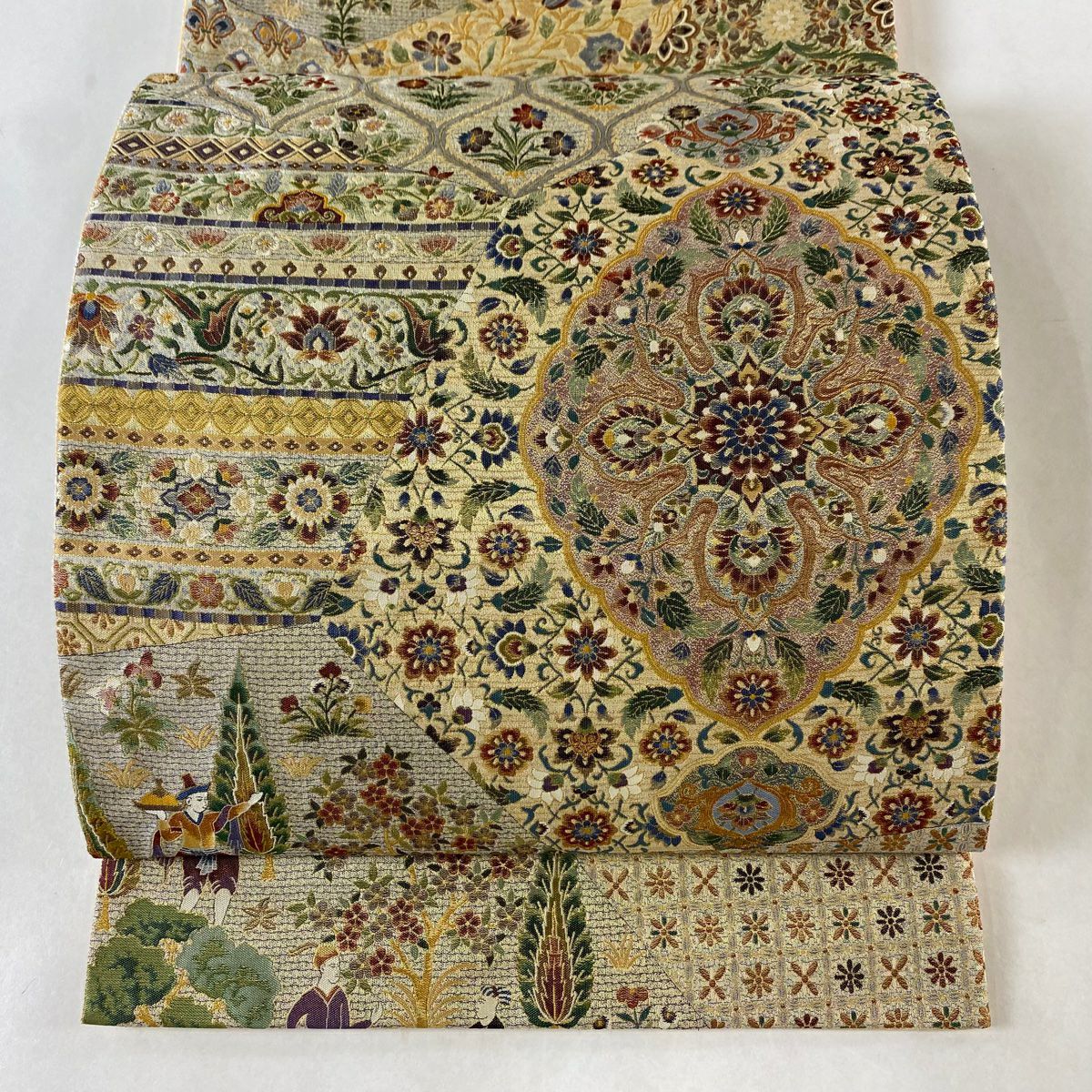 袋帯 美品 秀品 桜 箔 金糸 金色 六通 正絹|中古・古着 袋帯 美品 秀品 桜 箔 金糸 金色 六通 正絹|中古・古着