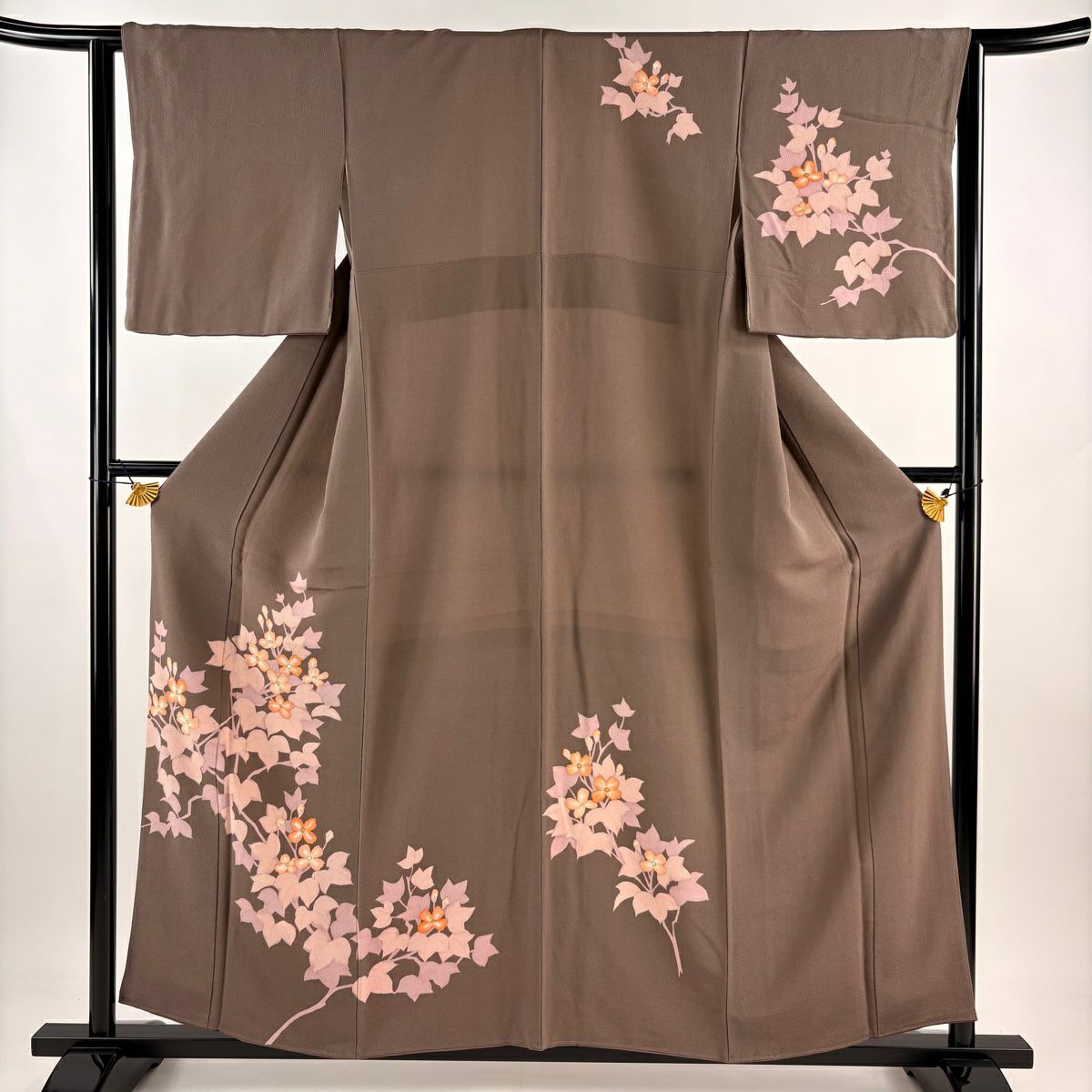 美品】 付下げ 身丈155.5cm 裄丈62.5cm S 袷 扇面 草花 刺繍 灰緑 正絹