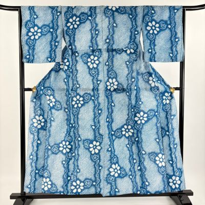 https://buysell.itembox.design/product/682/000002568269/000002568269-01-m.jpg