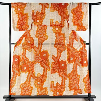 https://buysell.itembox.design/product/683/000002568321/000002568321-01-m.jpg