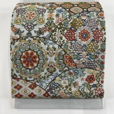https://buysell.itembox.design/product/685/000002568554/000002568554-01-m.jpg