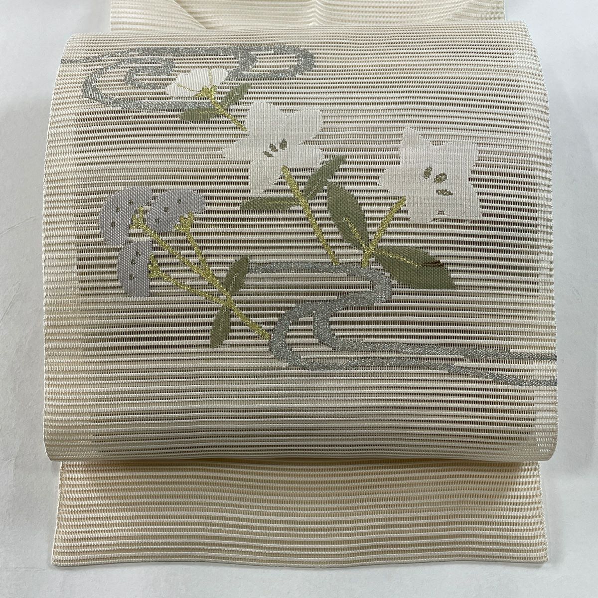 名古屋帯 優品 夏帯 絽 秋草 菖蒲 銀糸 クリーム 正絹｜中古