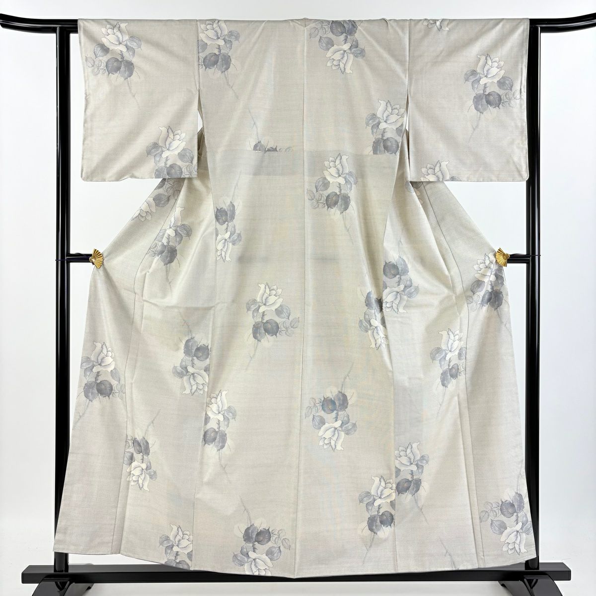 未使用　正絹　芝草縞柄　紬　身丈（肩から）158.5㎝ 紬 身丈166cm 裄丈69cm L 袷 草花 焦茶色 正絹 秀品｜中古・古着