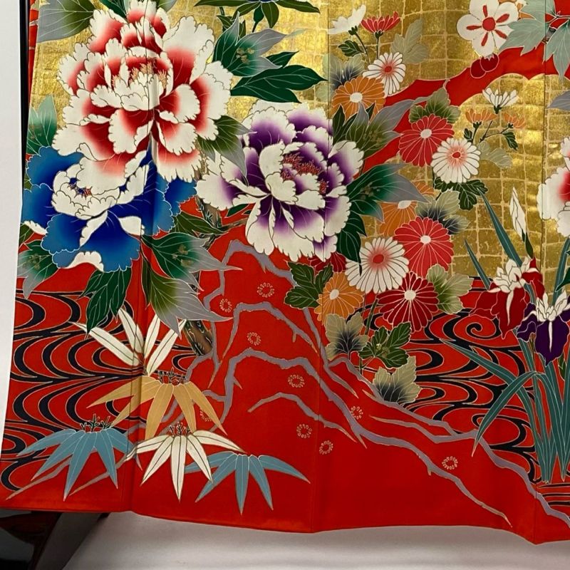 振袖 身丈163cm 裄丈66cm M 袷 牡丹 笹 金彩 朱色 正絹 秀品
