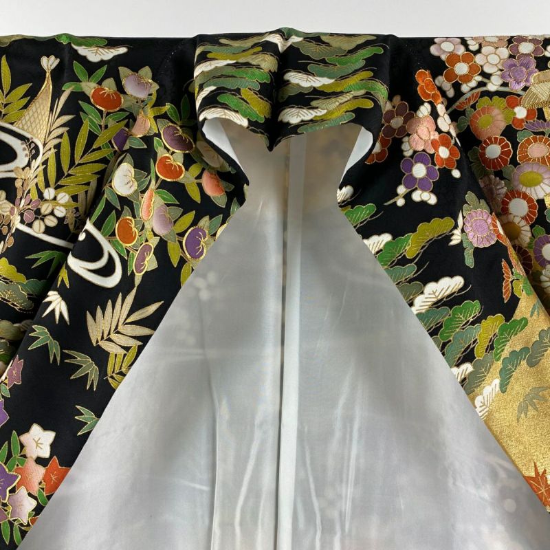 振袖 身丈174.5cm 裄丈71cm L 袷 松竹梅 家屋 金糸 金彩 黒 正絹