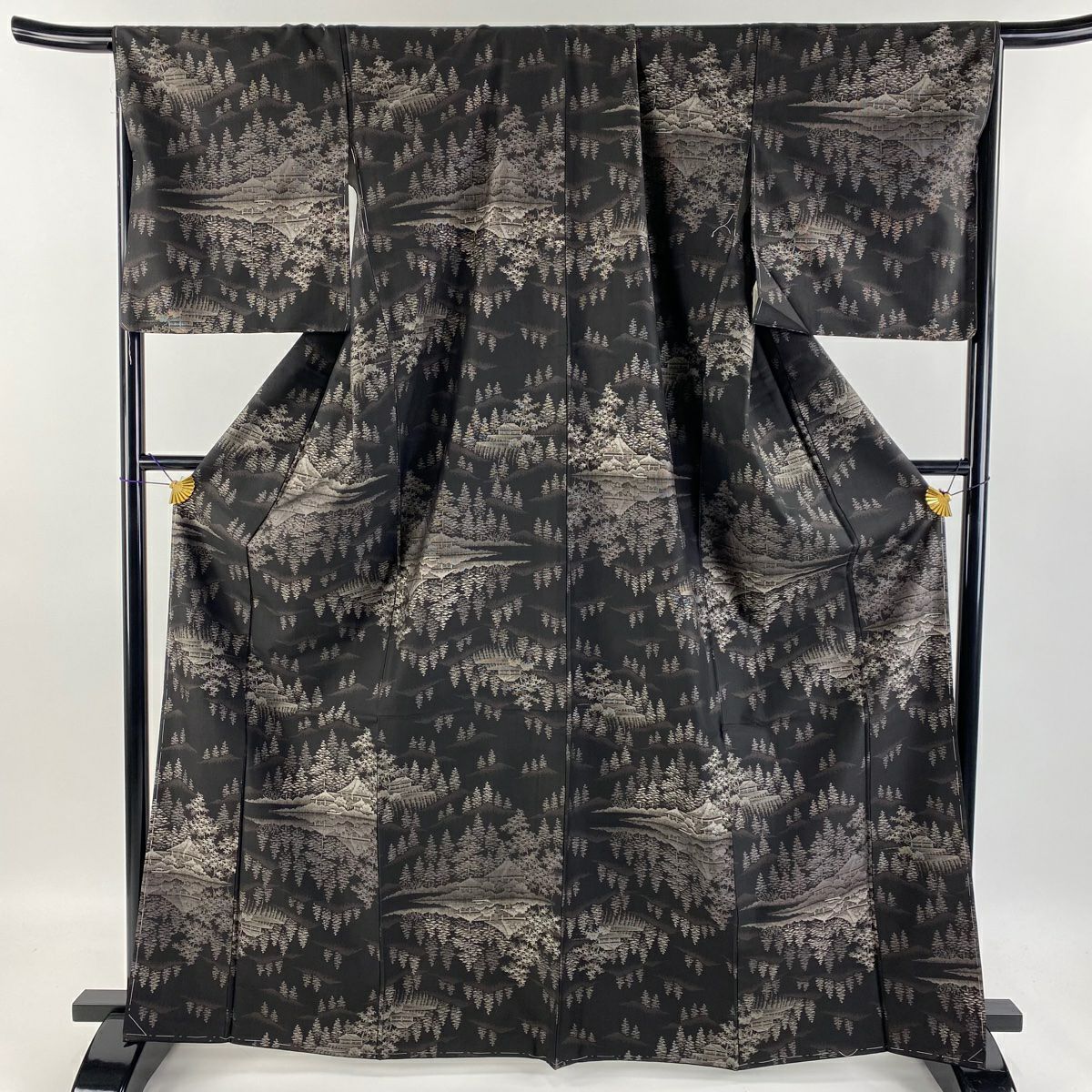 期間限定お値下げしました!美品!大島紬 着物 身丈160 裄丈66.5 美品!大幅値下げ!大島紬 着物 身丈160 裄丈66.5