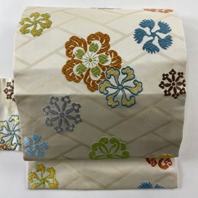 https://buysell.itembox.design/product/697/000002569769/000002569769-01-m.jpg