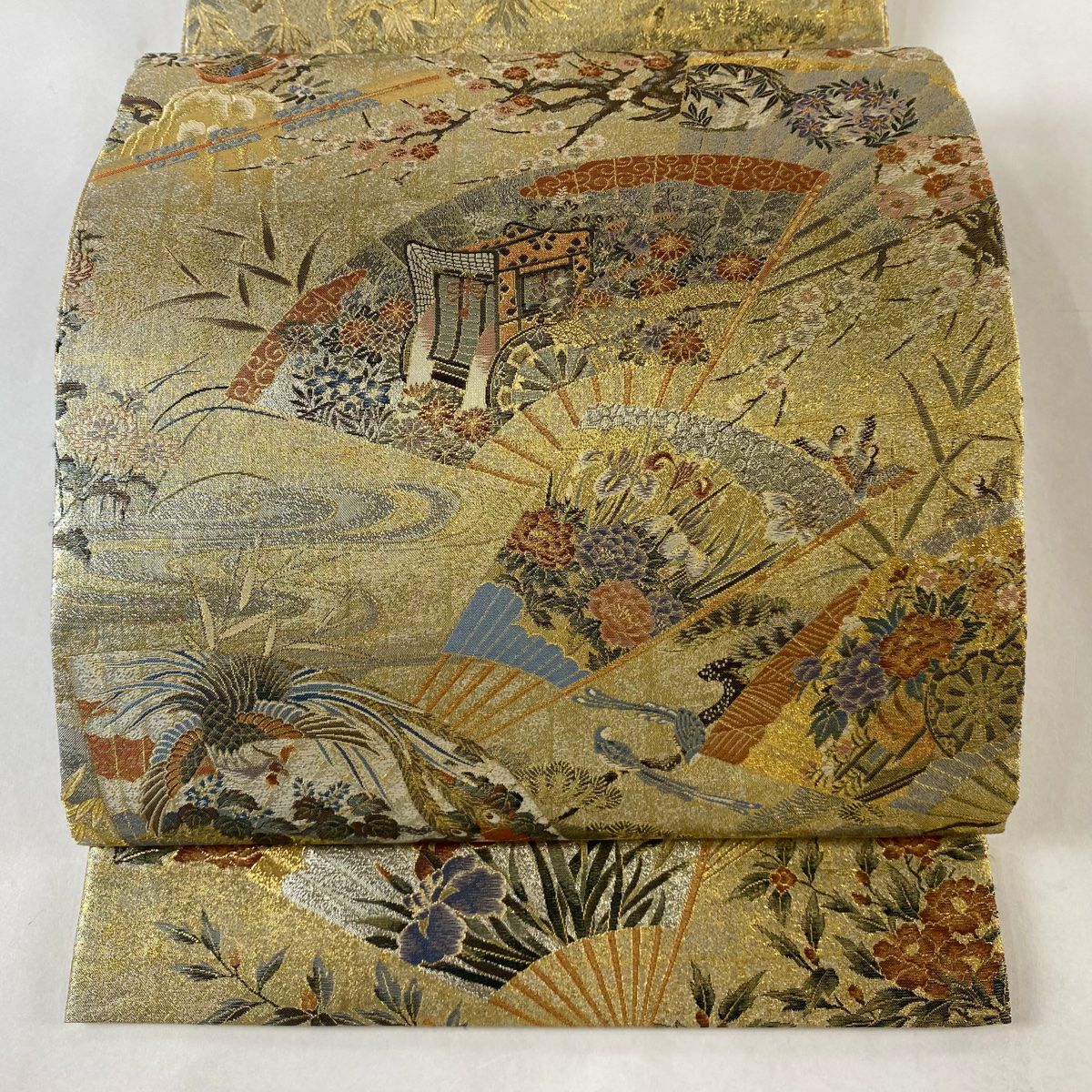 袋帯 美品 逸品 落款あり 徳川美術館秘蔵 能楽百扇 扇 流水 箔 袋帯 美品 逸品 落款あり 徳川美術館秘蔵 能楽百扇 扇 流水 箔