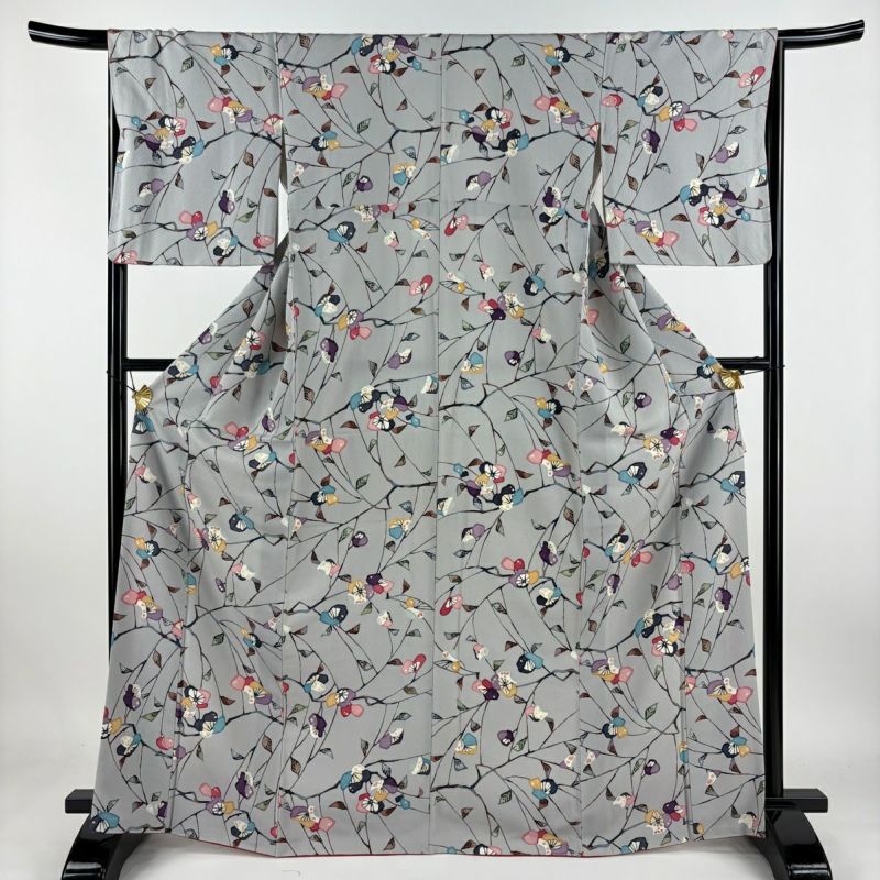 刺繍色留袖［単衣］【裄 約67cm　身丈163cm】　正絹未使用 小紋 身丈166.5cm 裄丈67cm M 袷 枝花 灰色 正絹 秀品｜中古