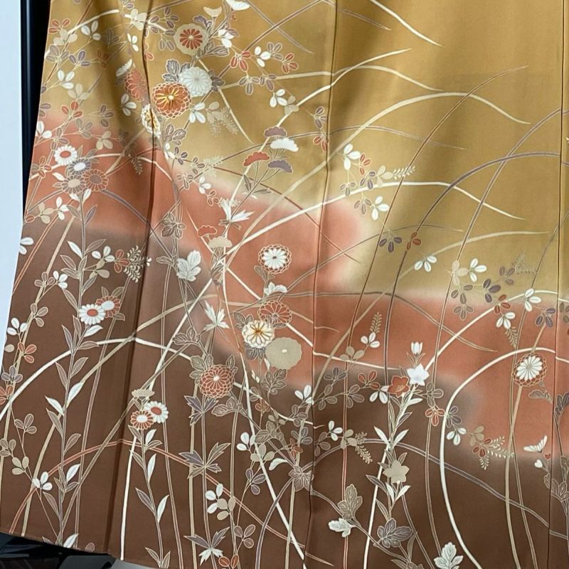 訪問着 着物 袷 金彩加工 地紙 牡丹 菊 梅 裄65 Ｍ 中古 sn1614 訪問着 着物 袷 金彩加工 金 ライトピンク 地紙 牡丹 菊 梅