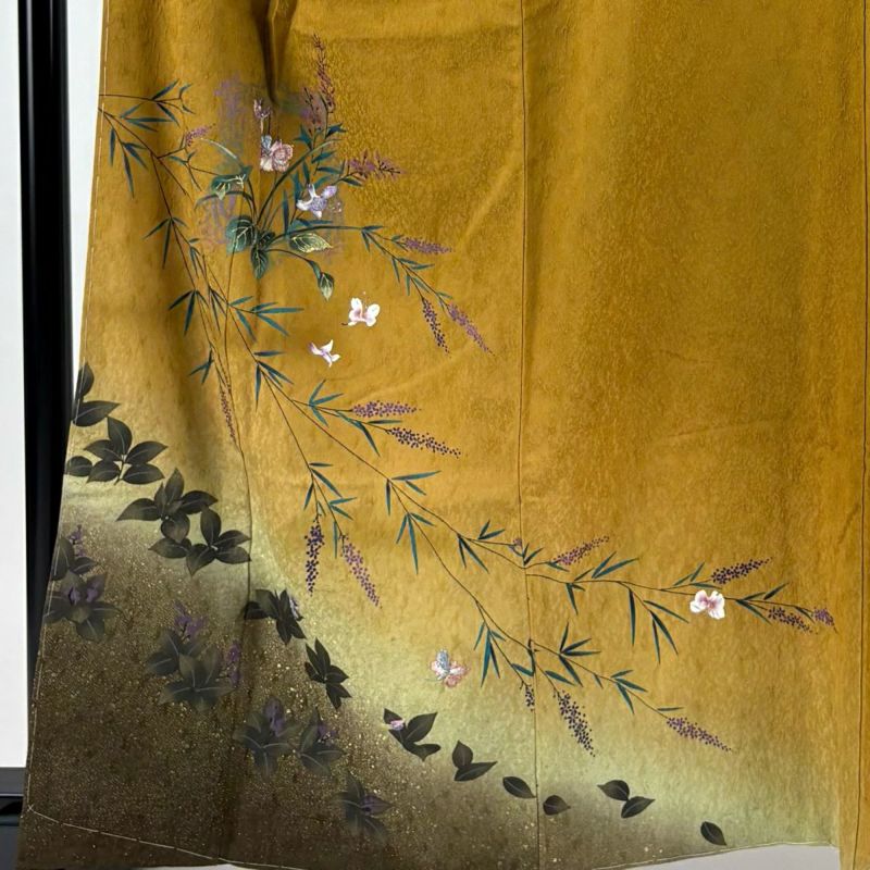 付下げ 身丈161cm 裄丈67cm M 袷 やまと 草花 金糸 金通し 黄土