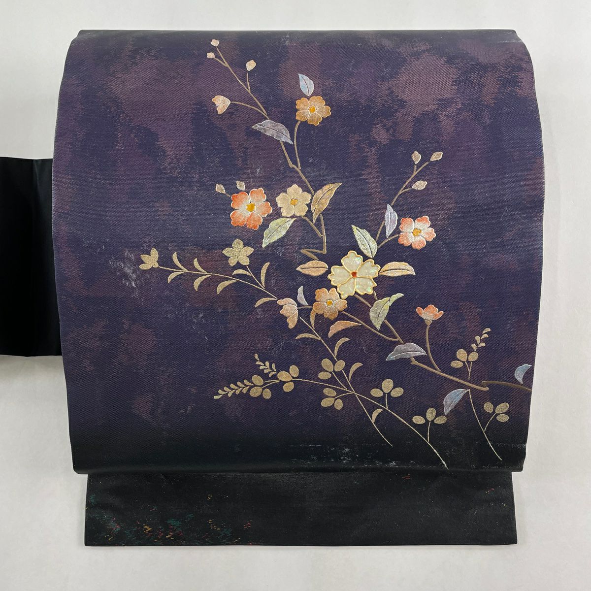 袋帯 秀品 菱 紗綾形 箔 黒 六通 正絹|中古・古着・リサイクル 袋帯 秀品 菱 紗綾形 箔 黒 六通 正絹|中古・古着・リサイクル