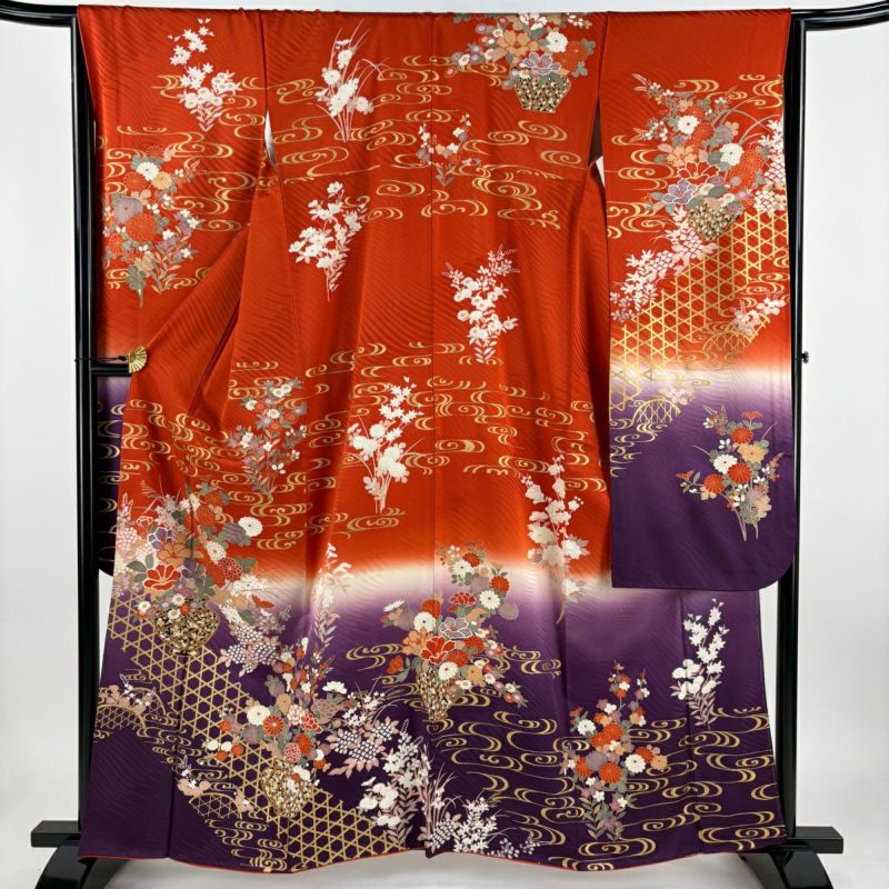 振袖 身丈160cm 裄丈65cm M 袷 草花 流水 金彩 ぼかし 朱色 正絹