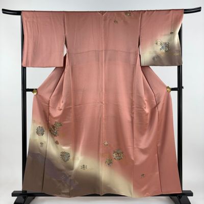 さが美　正絹袷　長襦袢　淡いサーモンピンク　裄68.5袖丈48肩身丈130.5 刺繍半衿付き正絹長襦袢-Mサイズ No.ZA-5701-02のレンタル