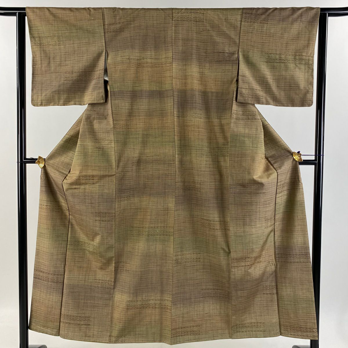 美品】 紬 身丈156.5cm 裄丈62.5cm S 袷 幾何学模様 薄茶色 正絹 秀品