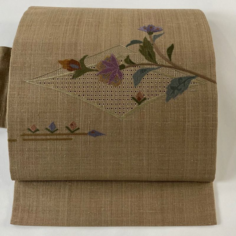 名古屋帯 美品 秀品 紬地 草花 幾何学 刺繍 茶色 正絹｜中古