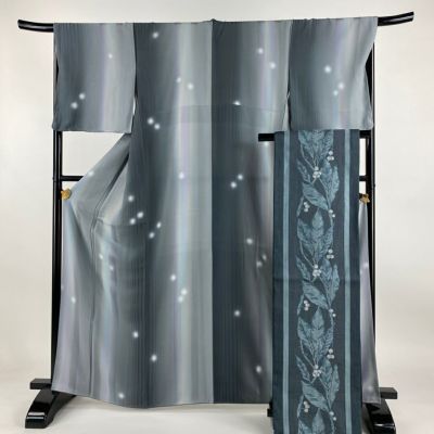 https://buysell.itembox.design/product/703/000002570356/000002570356-01-m.jpg