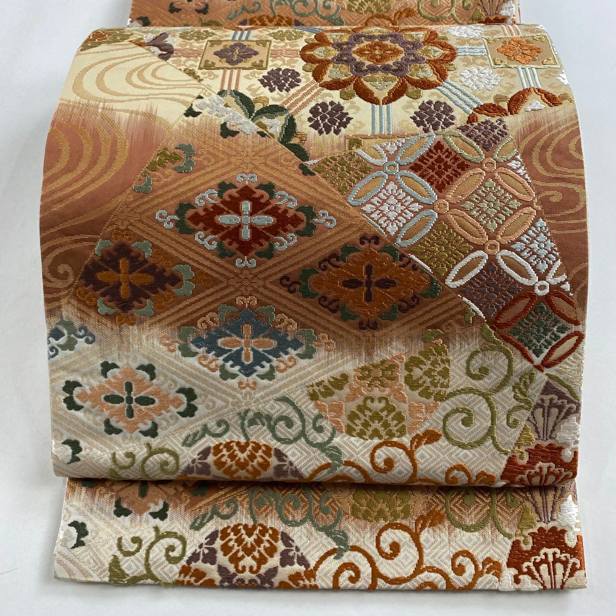 袋帯 美品 逸品 貝島はるみ 落款あり 綺麗 鶴松 菊 唐織 箔 薄 袋帯 美品 逸品 貝島はるみ 落款あり 綺麗 鶴松 菊 唐織 箔 薄