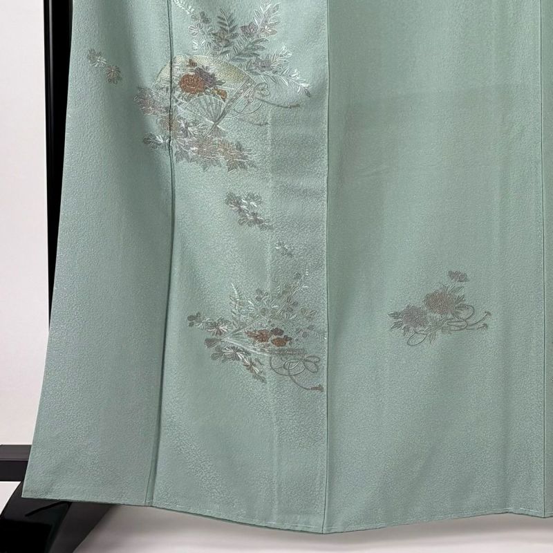 付下げ　袷　正絹　部分絞り　豆がら茶色　草花刺繍　身丈163裄66.5 付下げ 身丈163.5cm 裄丈66.5cm M 袷 草花 刺繍 ぼかし 薄紫