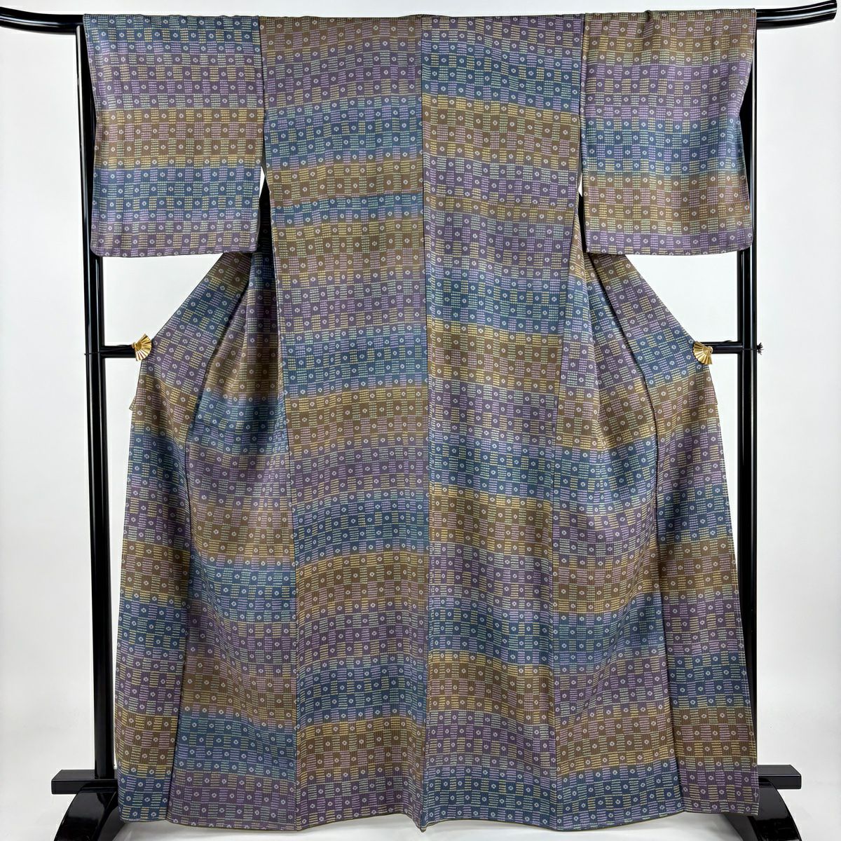 小紋 総絞り 茶色 鹿の子 身丈176.5cm 裄丈70cm トールサイズ 正絹 小紋 身丈167cm 裄丈66cm M 袷 縦縞 総絞り 紫 正絹 美品 秀品