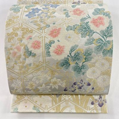 https://buysell.itembox.design/product/709/000002570932/000002570932-01-m.jpg