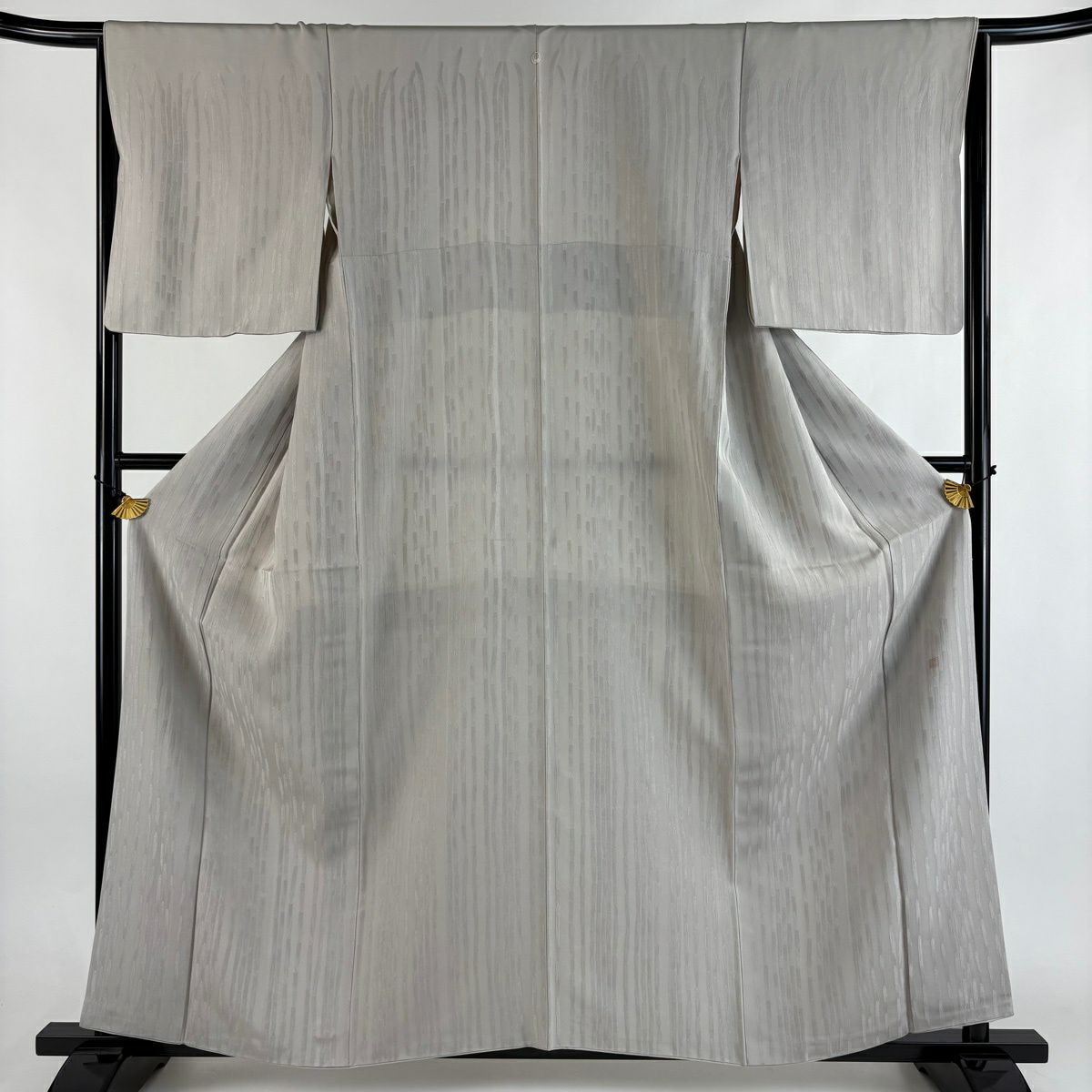 色無地 ｜ 中古着物・帯・和装小物 ｜ バイセル オンライン