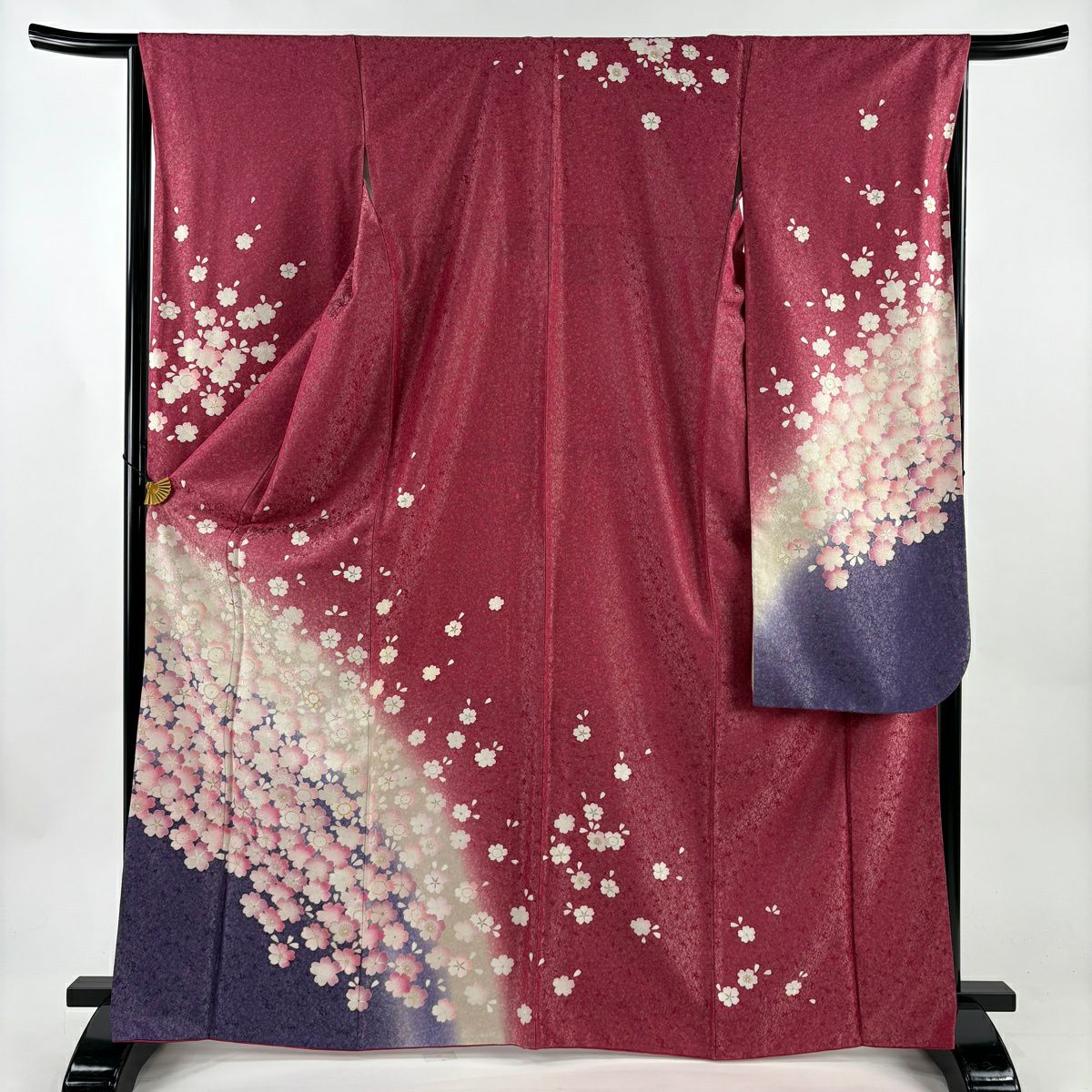 振袖 身丈168cm 裄丈65cm M 袷 桜 花びら 銀通し 濃ピンク 正絹 名品