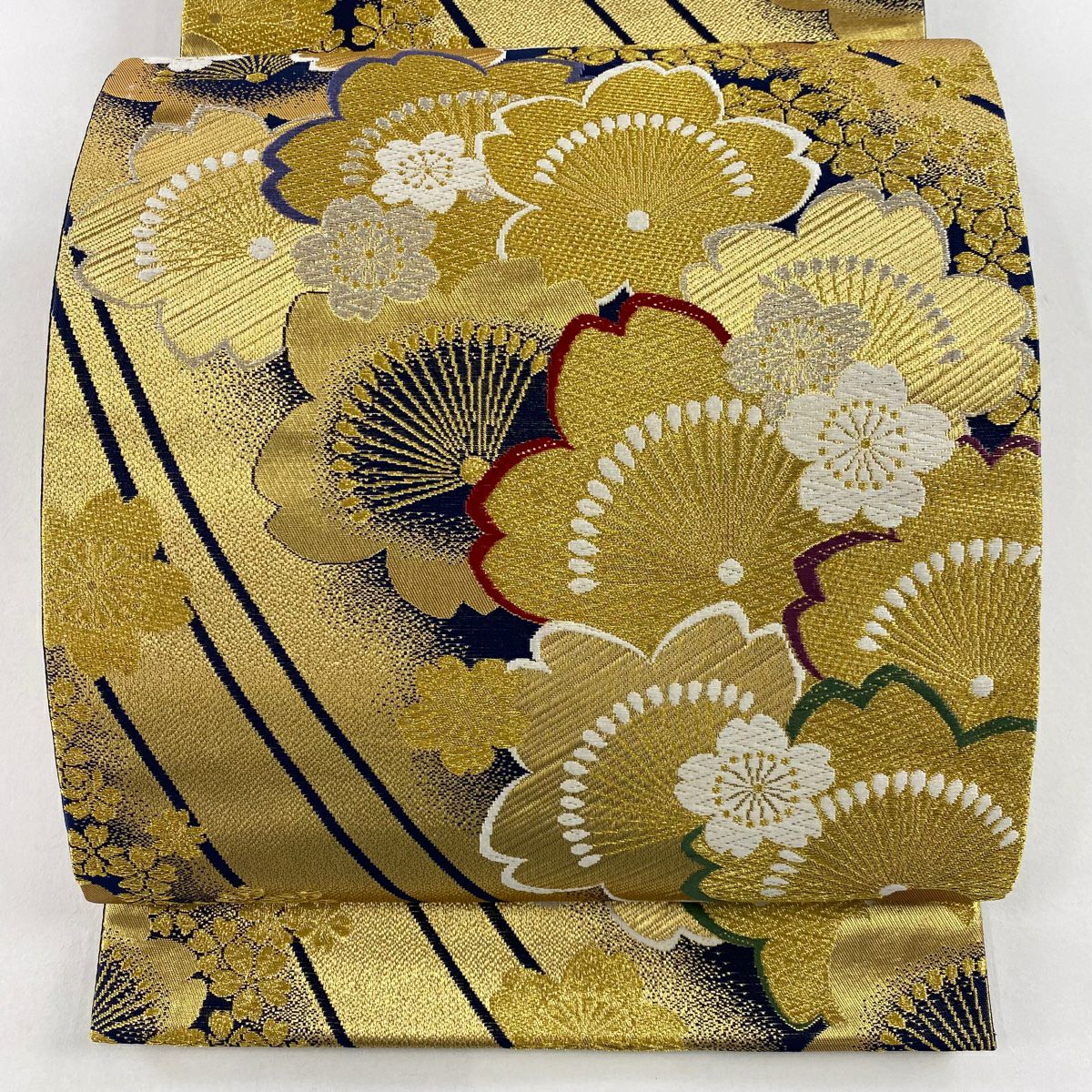 袋帯 美品 秀品 鈴乃屋 蝶 斜縞 唐織 金銀糸 金色 六通 正絹