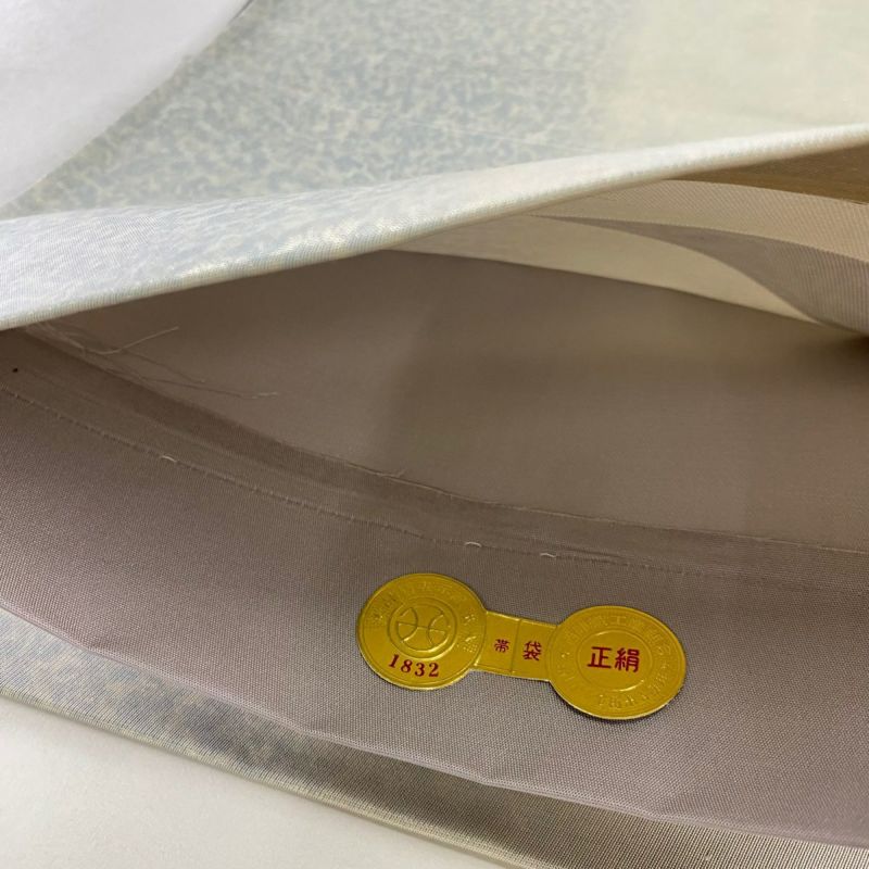 袋帯 螺鈿箔 花柄 華やかな花柄 素敵なデザイン お太鼓柄 正絹 T-6598 袋帯 螺鈿箔 花柄 華やかな花柄 素敵なデザイン お太鼓柄 正絹 T