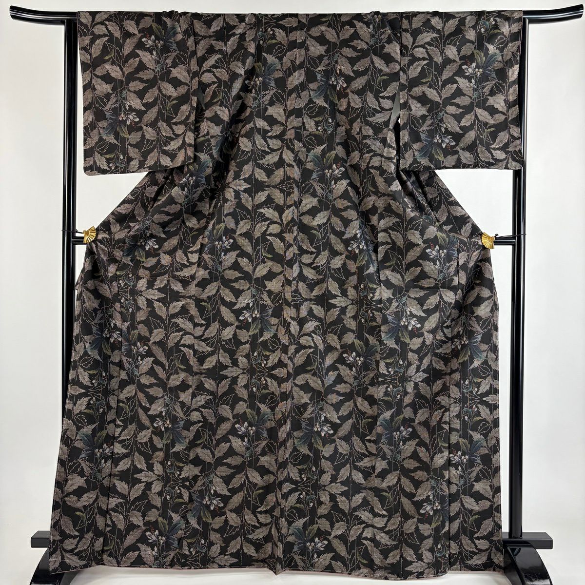 裄丈66.7 身丈159 伝統工芸 牛首紬 牛首紬 先染め| 極上の着心地とお洒落な装い。ブルーグレー無地