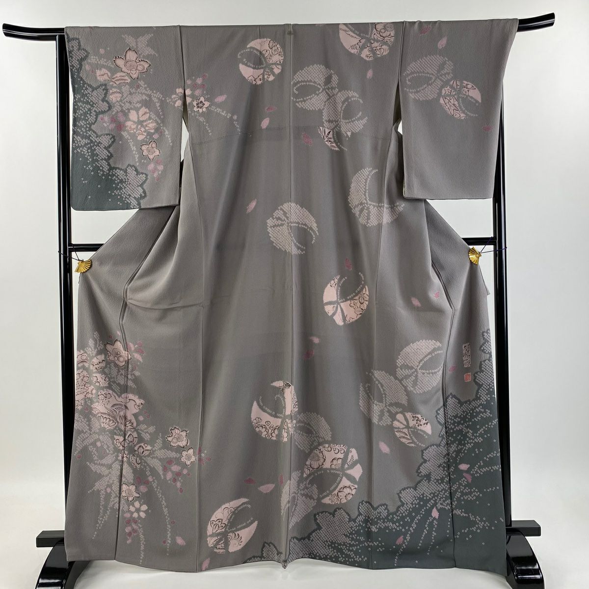 M184　訪問着　身丈163cm　落款　秋草文 訪問着 身丈158cm 裄丈65.5cm M 袷 扇面 秋草 金糸 金彩 鶯色
