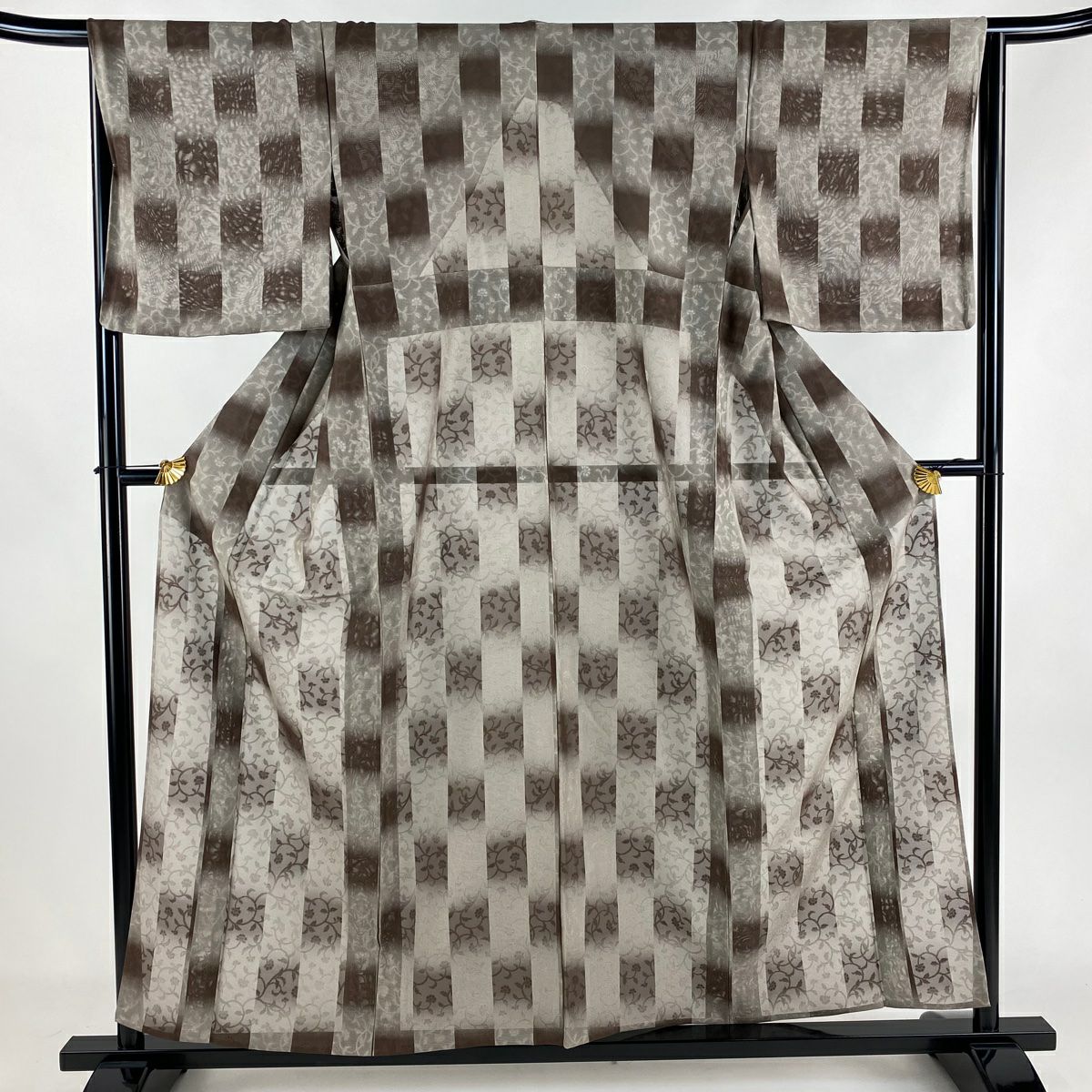 紬 身丈159cm 裄丈64cm M 袷 変わり市松 幾何学 紺色 正絹 秀品