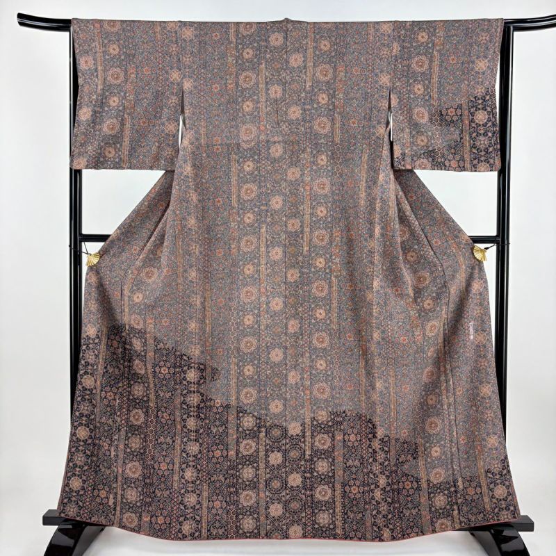 M184　訪問着　身丈163cm　落款　秋草文 訪問着 身丈158cm 裄丈65.5cm M 袷 扇面 秋草 金糸 金彩 鶯色