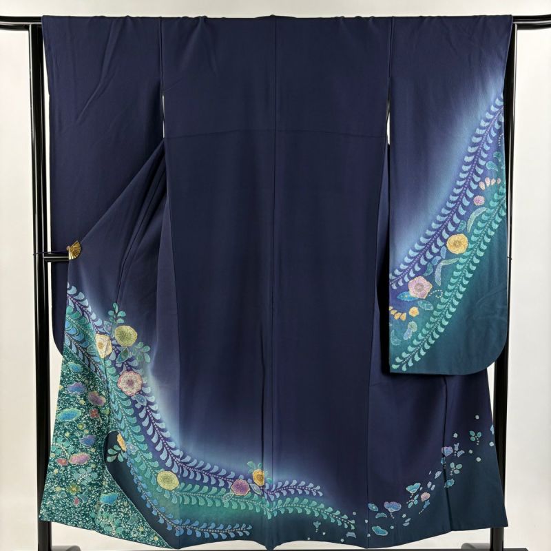 身丈152センチ　お振り袖　正絹ふ17 振袖 身丈157cm 裄丈64cm M 袷 牡丹 流水 金糸 金彩 赤茶 正絹