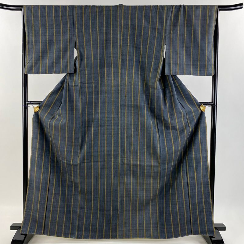 期間限定お値下げしました!美品!大島紬 着物 身丈160 裄丈66.5 美品!大幅値下げ!大島紬 着物 身丈160 裄丈66.5