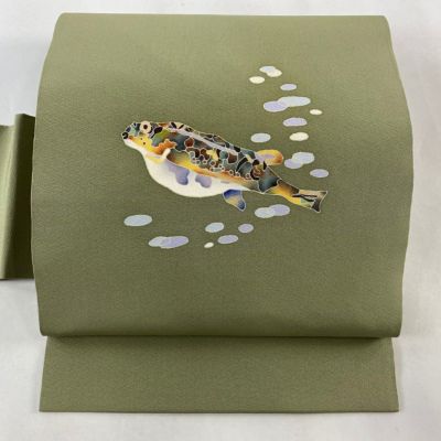 https://buysell.itembox.design/product/733/000002573301/000002573301-01-m.jpg
