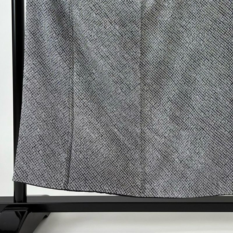 極美品　正絹　小紋　エビ柄　黒　着丈165 小紋 身丈155cm 裄丈64cm M 袷 総絞り 黒 正絹 秀品｜中古・古着