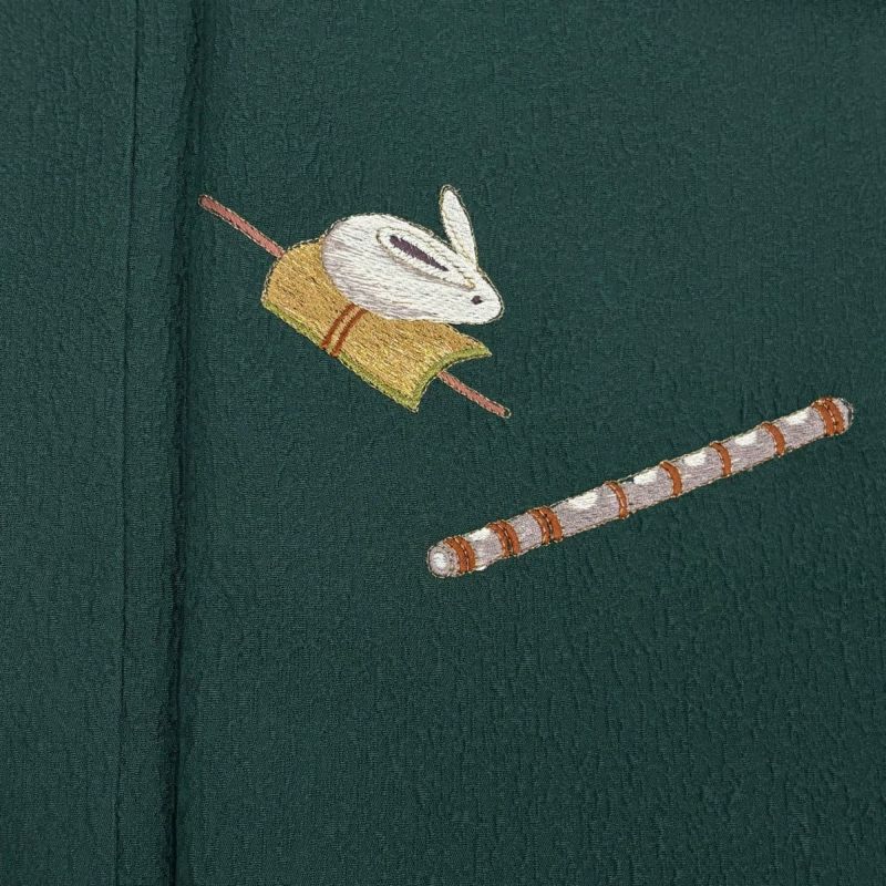 付下げ 身丈155cm 裄丈66cm M 袷 笛 うさぎ 刺繍 金糸 深緑 正絹