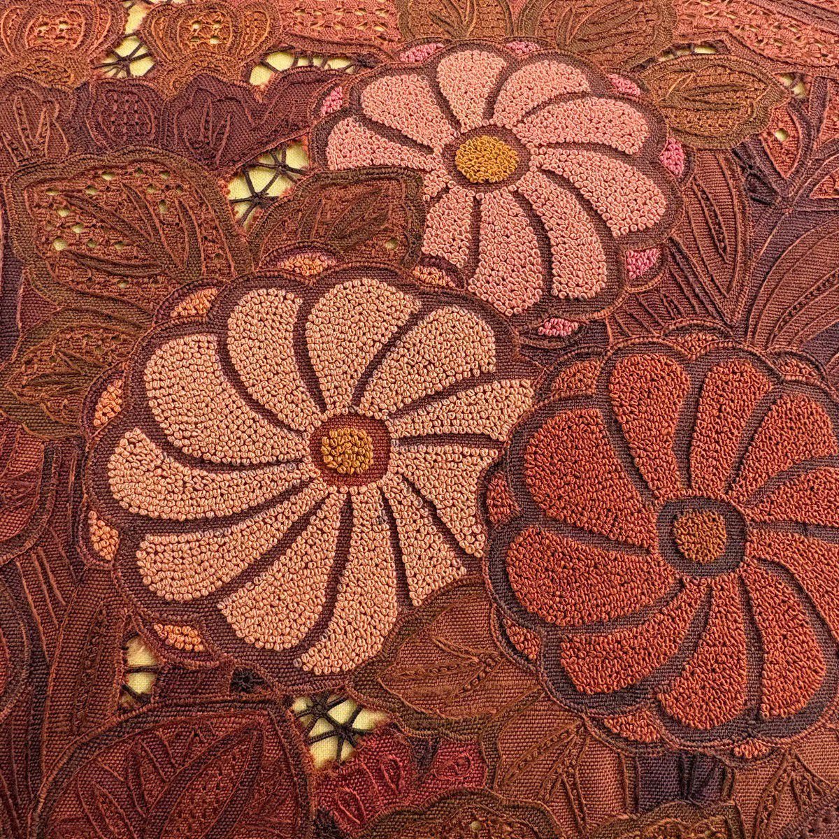 美品】 袋帯 秀品 紬地 菱 草花 刺繍 赤茶 お太鼓柄 正絹｜中古・古着