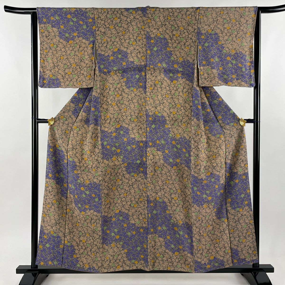 小紋 身丈159cm 裄丈67.5cm L 袷 桜 梅 刺繍 濃紫 正絹 秀品 小紋 身丈159cm 裄丈67.5cm L 袷 桜 梅 刺繍 濃紫 正絹 秀品