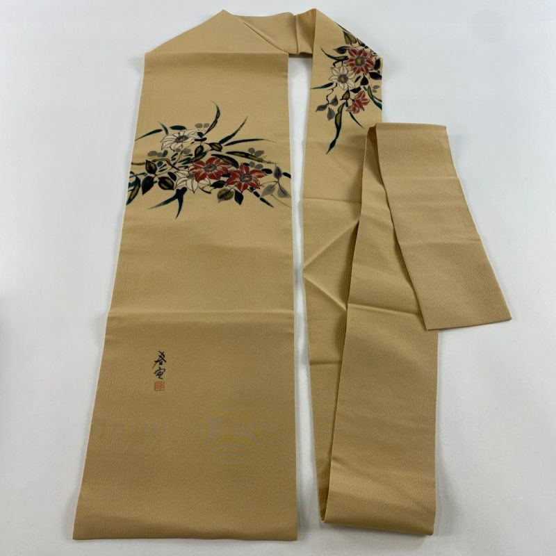名古屋帯 美品 秀品 落款あり 山科春宣 草花 金彩 薄茶色 正絹