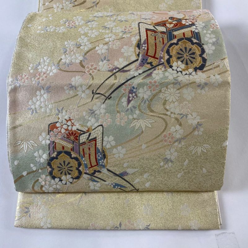 袋帯 秀品 御所車 桜 箔 金糸 クリーム 六通 正絹｜中古・古着