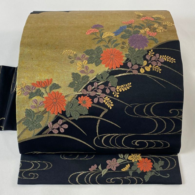 名古屋帯 秀品 秋草 流水 唐織 箔 黒 正絹｜中古・古着