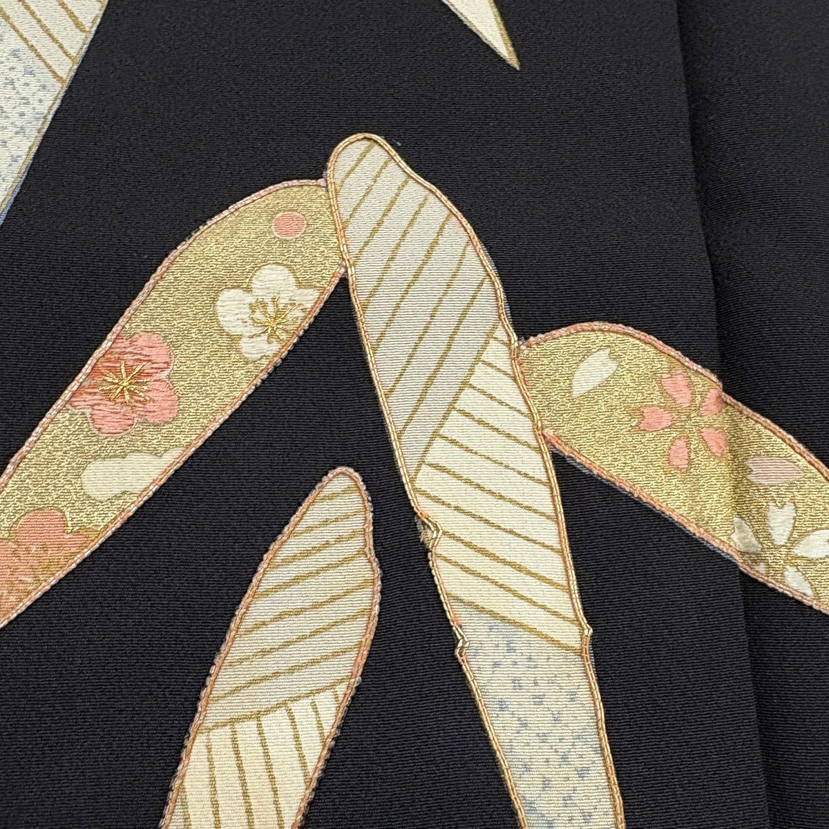 付け下げ　訪問着　刺繍　金彩加工　美品　黒　身丈157 ル-3 楽天市場】【新古品】 訪問着 着物 正絹 袷 フォーマル 金駒刺繍 金彩