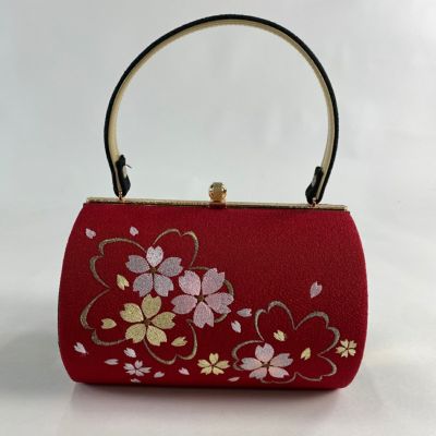 https://buysell.itembox.design/product/747/000002474706/000002474706-01-m.jpg