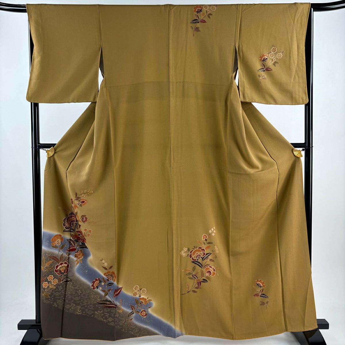 美品】 色無地 身丈170cm 裄丈69cm L 袷 コシノヒロコ 落款あり 地紋